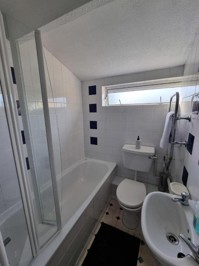 Private Rooms Bath Eksteriør bilde